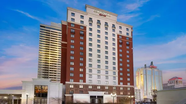 Courtyard Atlantic City Beach Block photo