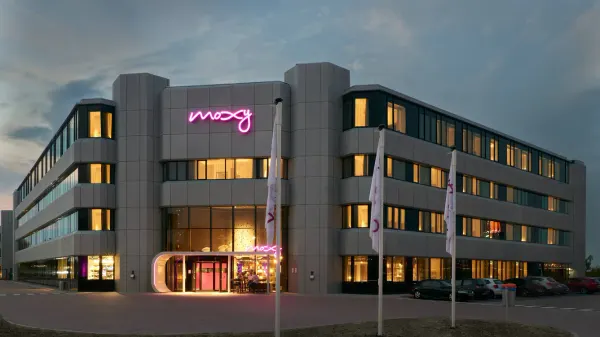 Moxy Amsterdam Schiphol Airport image