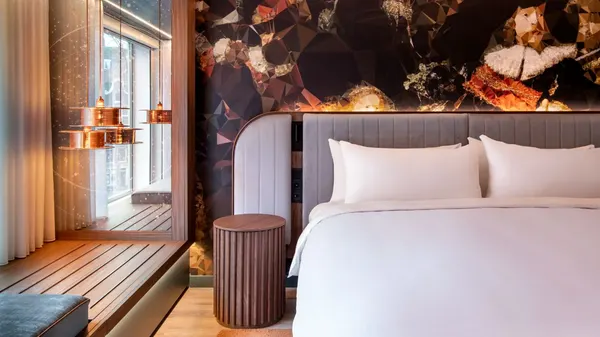 Renaissance Amsterdam Hotel photo