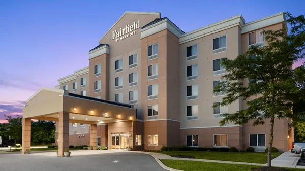 Fairfield Inn & Suites Bedford photo