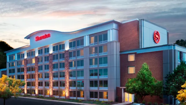 Sheraton Ann Arbor Hotel photo