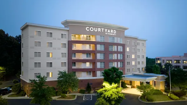 Courtyard Atlanta NE/Duluth Sugarloaf photo