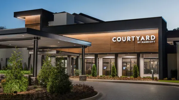 Courtyard Atlanta Perimeter Center image