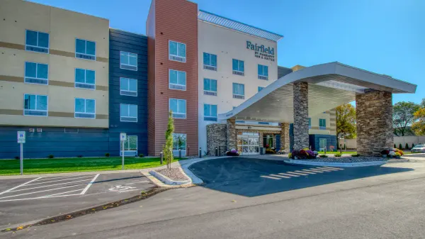 Fairfield Inn & Suites Appleton photo