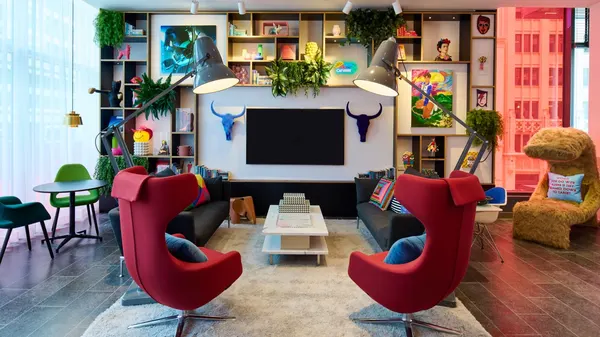 citizenM Austin Downtown image