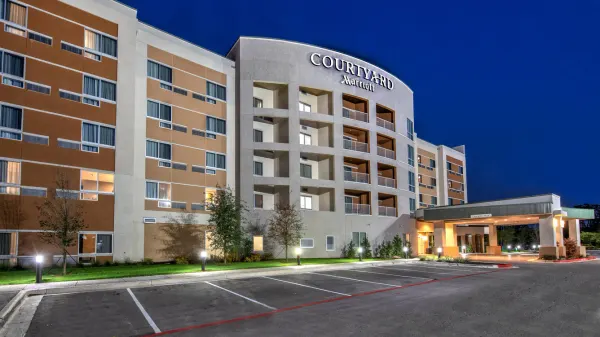 Courtyard Austin Northwest/Lakeline image
