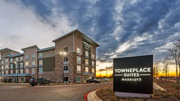 TownePlace Suites by Marriott Austin Parmer/Tech Ridge image