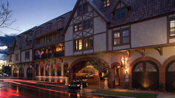 Grand Bohemian Lodge Asheville, Autograph Collection photo