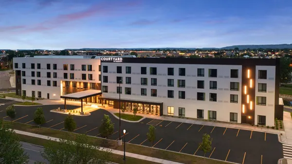 Courtyard Billings photo