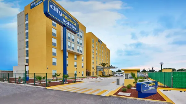 City Express by Marriott Celaya Galerias photo