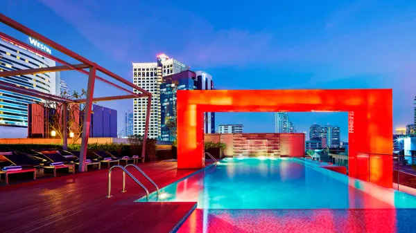 Four Points by Sheraton Bangkok, Sukhumvit 15 image