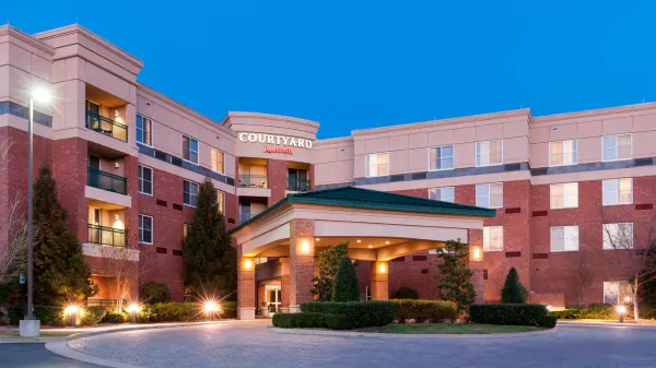 Courtyard Franklin Cool Springs photo