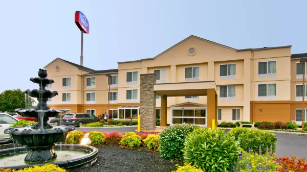 Fairfield Inn & Suites Clarksville photo