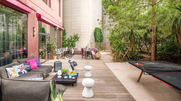 Moxy Bordeaux photo