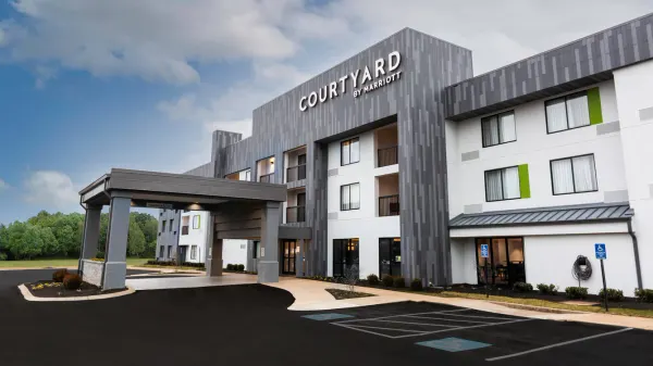 Courtyard Bowling Green Convention Center photo