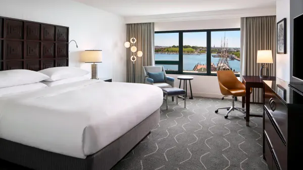 Renaissance Baltimore Harborplace Hotel photo
