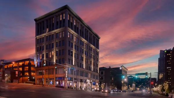 BLU-Tique, Akron, a Tribute Portfolio Hotel photo