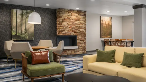 Fairfield Inn & Suites Chattanooga South/East Ridge image