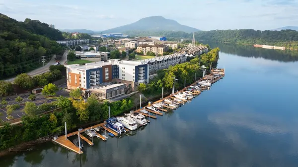 SpringHill Suites by Marriott Chattanooga Downtown/Cameron Harbor image