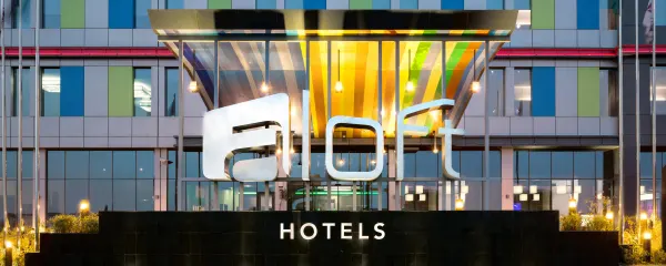Aloft Chicago Schaumburg image