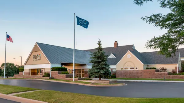 Four Points by Sheraton Buffalo Grove image