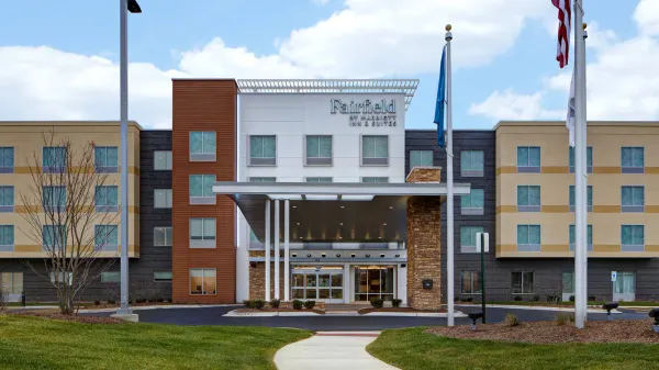 Fairfield Inn & Suites Chicago Bolingbrook image