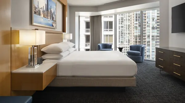 Residence Inn Chicago Downtown Magnificent Mile image
