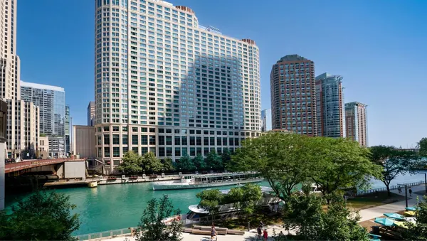 Sheraton Grand Chicago Riverwalk image
