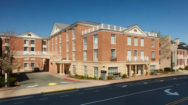 Courtyard Charlottesville - University Medical Center photo