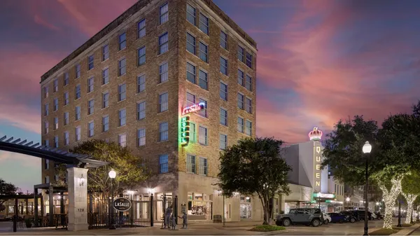 The LaSalle Hotel, Bryan College Station, a Tribute Portfolio Hotel photo