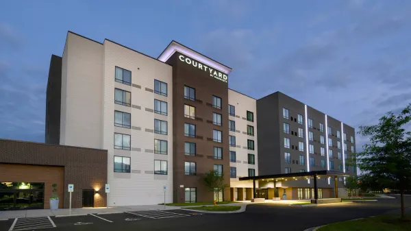 Courtyard Charlotte Waverly image