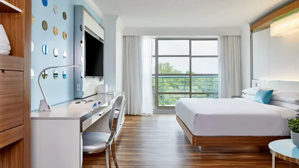 Renaissance Charlotte SouthPark Hotel image