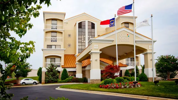 Four Points by Sheraton Charlotte - Pineville image
