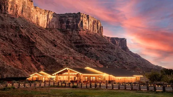 Red Cliffs Lodge Moab photo
