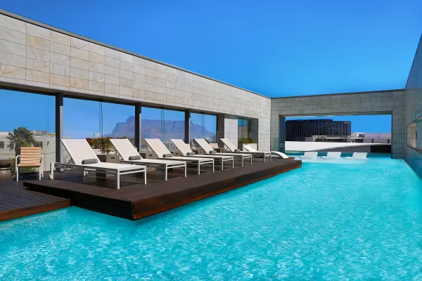 Cape Town Marriott Hotel Crystal Towers photo