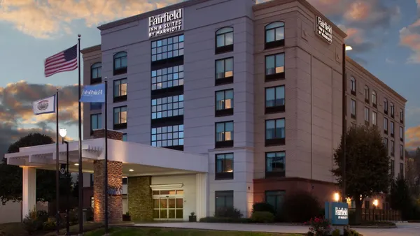 Fairfield Inn & Suites Charleston image