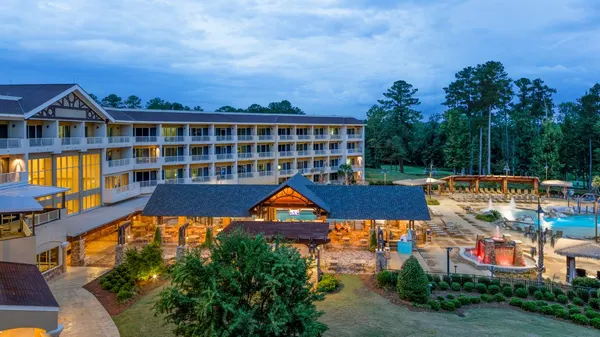 Auburn Marriott Opelika Resort & Spa at Grand National photo