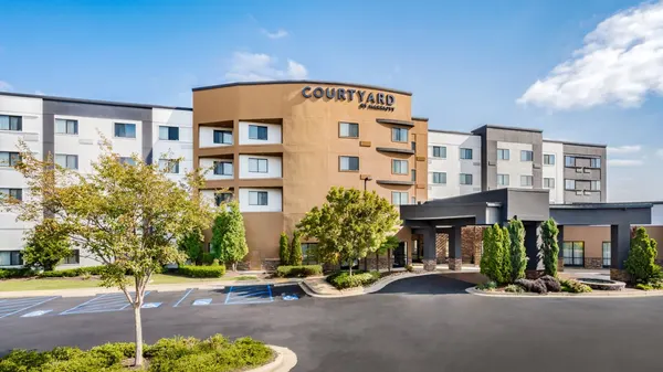 Courtyard Columbus Phenix City/Riverfront photo