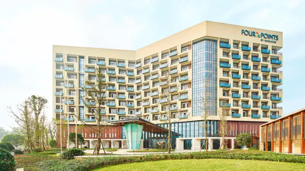 Four Points by Sheraton Chengdu, Pujiang Resort photo
