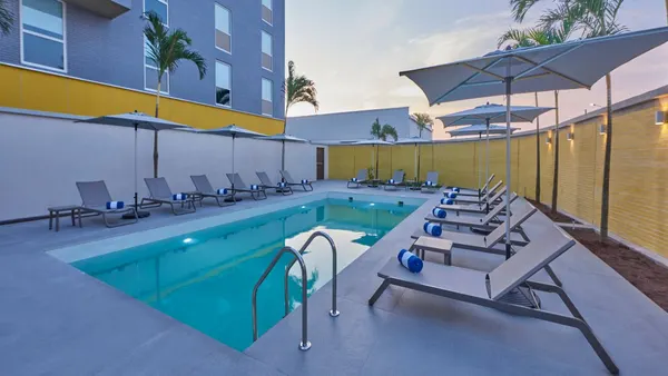 City Express by Marriott Cancun Aeropuerto image