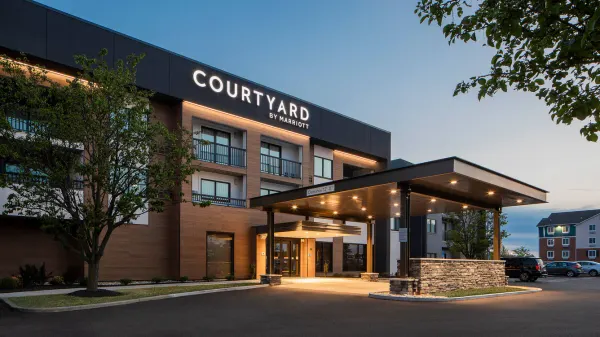 Courtyard Cincinnati Airport South/Florence photo