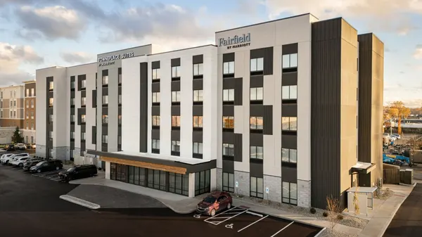 Fairfield Inn & Suites Cincinnati Oakley image