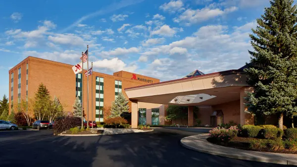 Marriott Cincinnati Northeast image