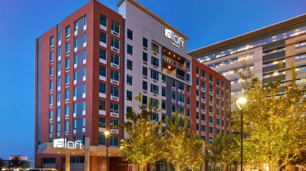 Aloft Richardson image