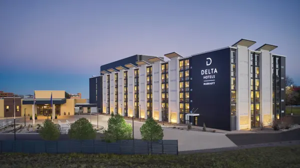 Delta Hotels Denver Thornton image