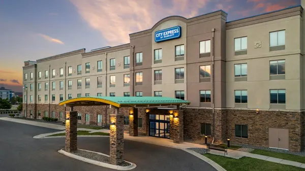 City Express by Marriott Denver Airport image