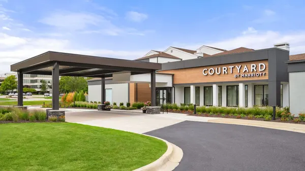 Courtyard Detroit Livonia image