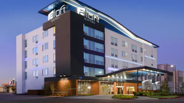 Aloft Dallas Euless image
