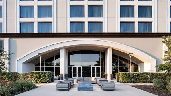 Dallas/Fort Worth Marriott Hotel & Golf Club at Champions Circle photo