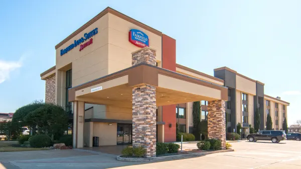 Fairfield Inn & Suites Dallas DFW Airport South/Irving image